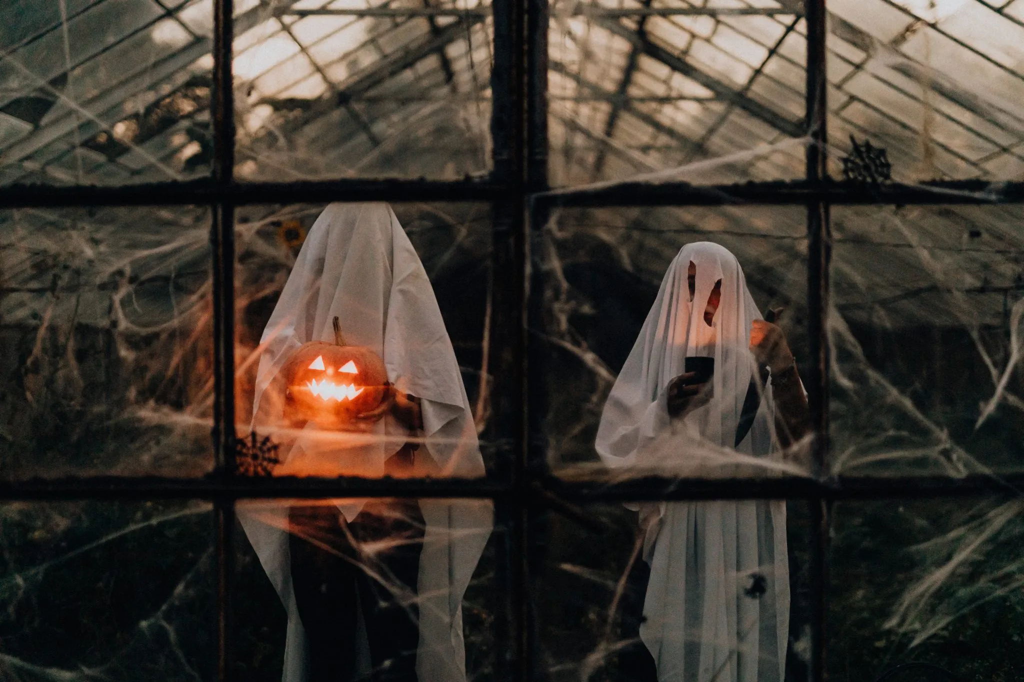 halloween commercial ads ghosts pumpkin